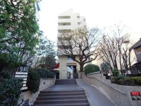 グランドメゾン戸山の外観