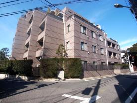 エクセルシオール新桜台の外観