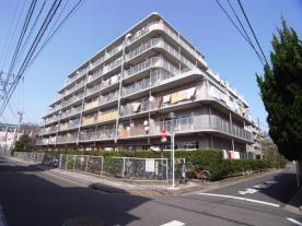 中川ビューハイツの外観